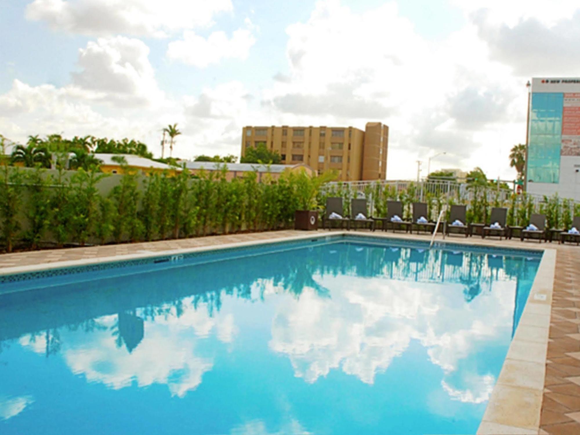 Best Western Plus Miami Intl Airport Hotel & Suites Coral Gables Экстерьер фото